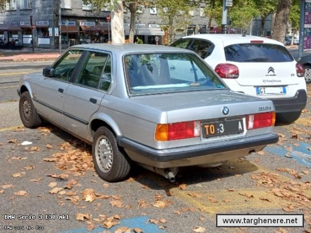 bmwe30super8020250927.jpg