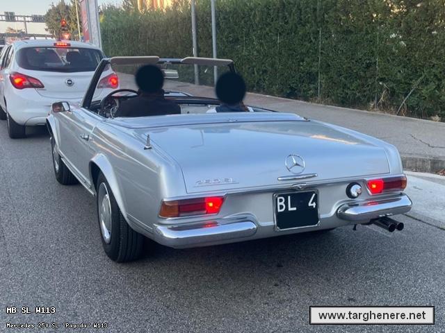 mercedespagodafamvit20251009.jpg