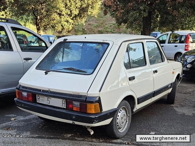 seatfuraoldcarsita20251103.jpg