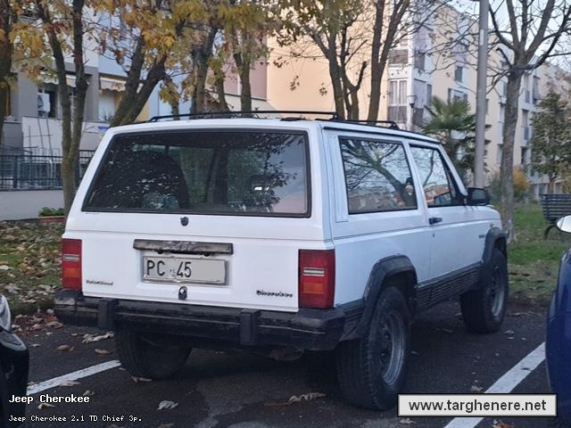 jeepcherokeeluka9620251105.jpg