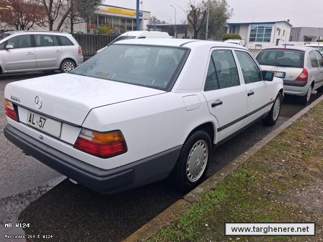 mercedesw124alfa3320251118.jpg