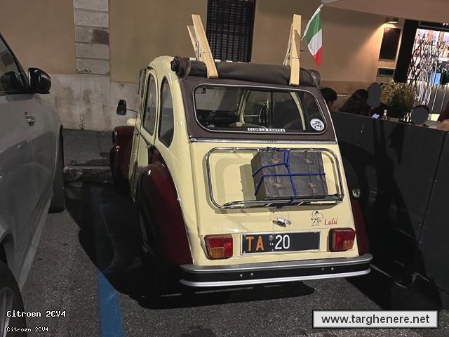 citroen2cvsuper8020251122.jpg