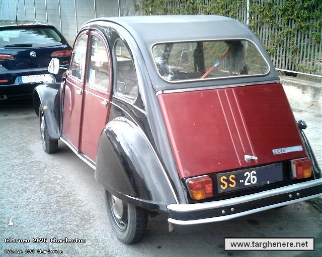 2cvcharly85total.jpg