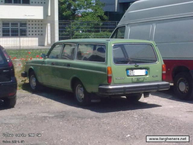 volvo245lswmarkb.jpg