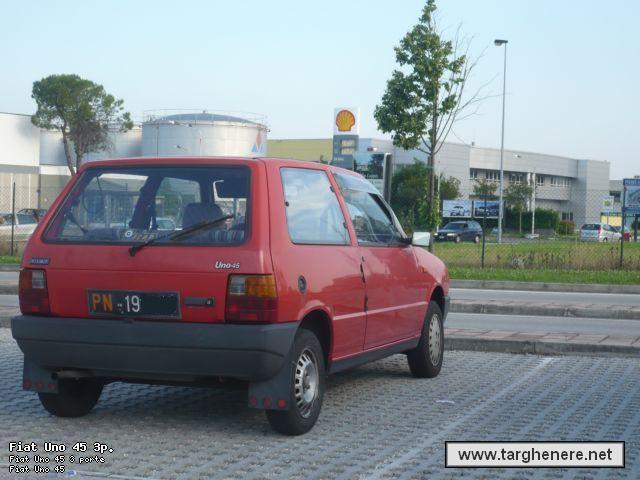 uno45rossaiorio.jpg