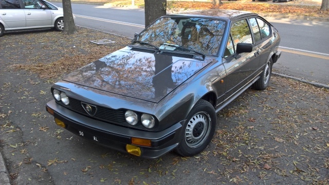 www.targhenere.net/gallery2/wp-content/uploads/2017/12/alfa_romeo_gtv_20_1984_1.jpg