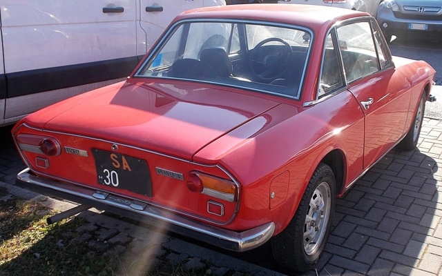 www.targhenere.net/gallery2/wp-content/uploads/2017/12/lanciafulvia3coup-1976_siralec_tn34410.jpg