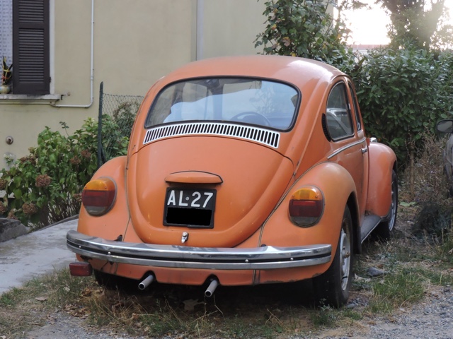 www.targhenere.net/gallery2/wp-content/uploads/2017/12/vw_maggiolino_ott17_blowup_tn37747.jpg