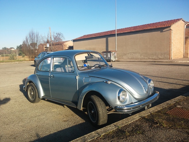 www.targhenere.net/gallery2/wp-content/uploads/2017/12/vw_maggiolone_-_fo_fronte.jpg