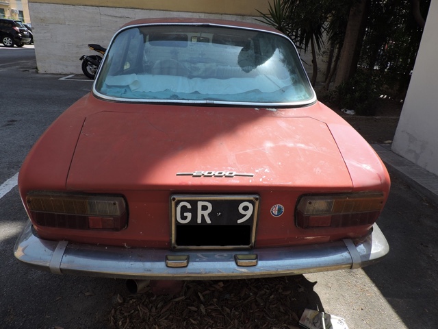 www.targhenere.net/gallery2/wp-content/uploads/2018/01/alfa_romeo_gtv_2000_lug17_retro.jpg