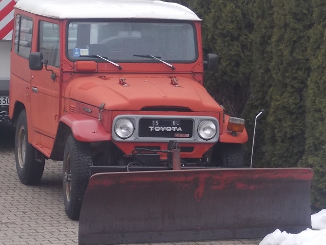 www.targhenere.net/gallery2/wp-content/uploads/2018/01/toyotalandcruiserbj40-1981_siralec_tn3805.jpg