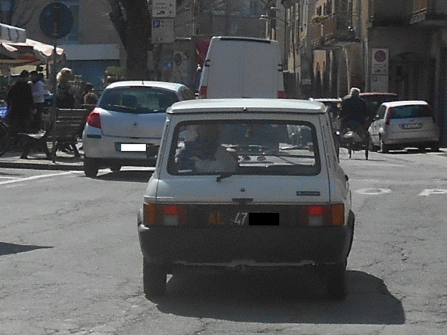 www.targhenere.net/gallery2/wp-content/uploads/2018/04/autobianchi_a112_apr18_blowup_tn44083.jpg