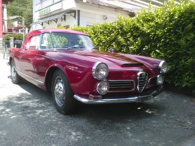 www.targhenere.net/gallery2/wp-content/uploads/2018/07/alfa_2600_ant.jpg