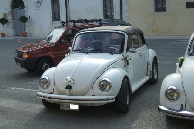 www.targhenere.net/gallery2/wp-content/uploads/2018/07/volkswagen_maggiolino_1303_16_cabriolet_1977_1987_2.jpg