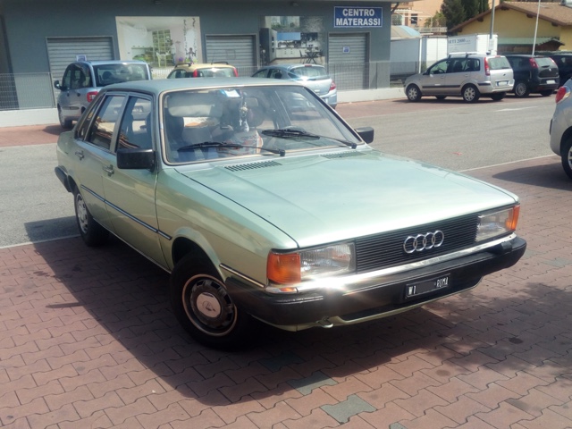 www.targhenere.net/gallery2/wp-content/uploads/2018/08/audi80_2.jpg