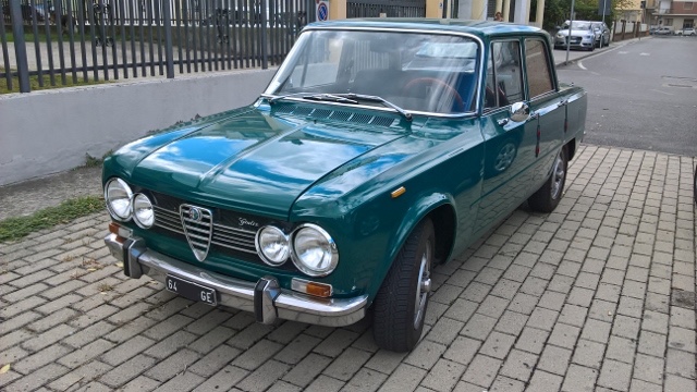 www.targhenere.net/gallery2/wp-content/uploads/2018/10/alfa_romeo_giulia_nuova_super_1976.jpg