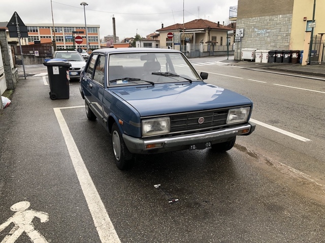 www.targhenere.net/gallery2/wp-content/uploads/2018/10/fiat_131_mirafiori_cl_1300_b-82.jpg