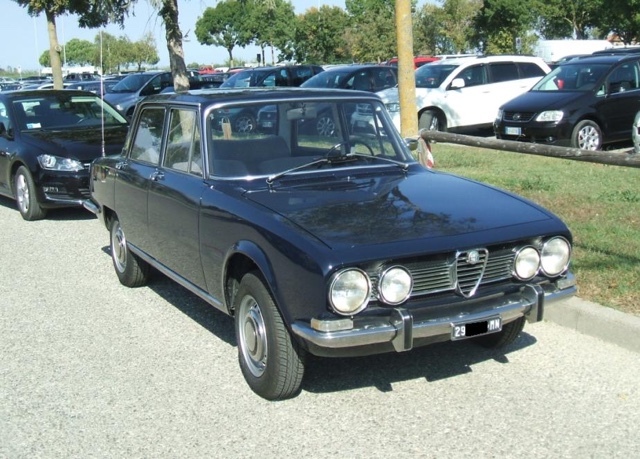 www.targhenere.net/gallery2/wp-content/uploads/2018/11/alfa_romeo_1750_1969_1979_2.jpg