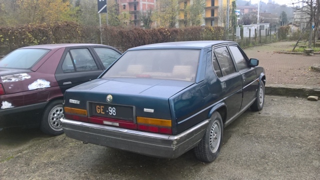 www.targhenere.net/gallery2/wp-content/uploads/2018/11/alfa_romeo_90_20_iniezione_1985_alfa33_tn7909.jpg