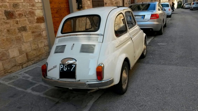 www.targhenere.net/gallery2/wp-content/uploads/2018/11/fiat_500_64_ap_tn31460.jpg