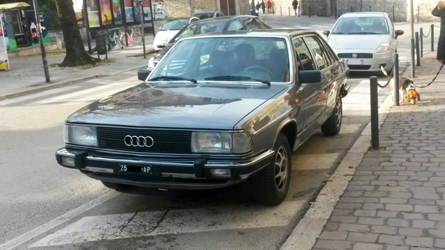 www.targhenere.net/gallery2/wp-content/uploads/2018/12/audi_100_81_ant_-_copia.jpg