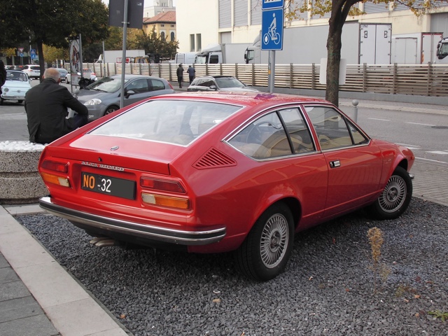 www.targhenere.net/gallery2/wp-content/uploads/2019/01/alfetta_gt_16_1570cc_xkw_080676-2.jpg