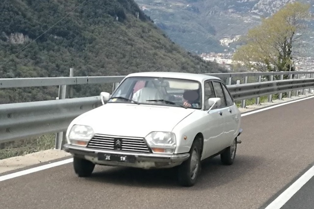 www.targhenere.net/gallery2/wp-content/uploads/2019/03/kmiy1215_frabo_tn17024.jpg