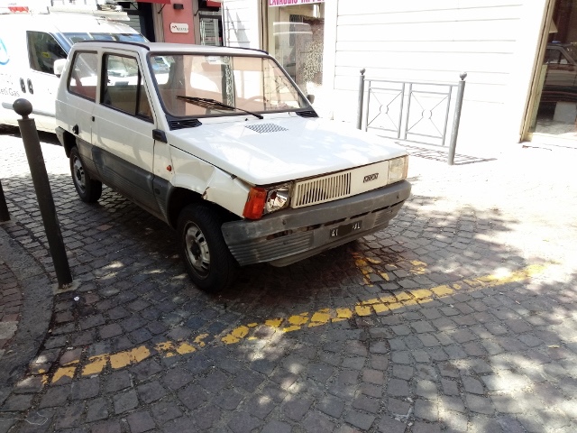 www.targhenere.net/gallery2/wp-content/uploads/2019/06/fiat_panda_30_1980_1_alfa33_tn50278.jpg