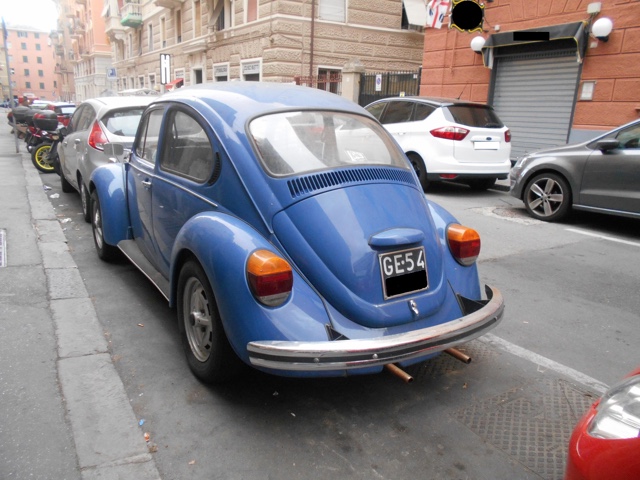 www.targhenere.net/gallery2/wp-content/uploads/2019/06/vw_maggiolino_giu19_retro_blowup_tn49870.jpg
