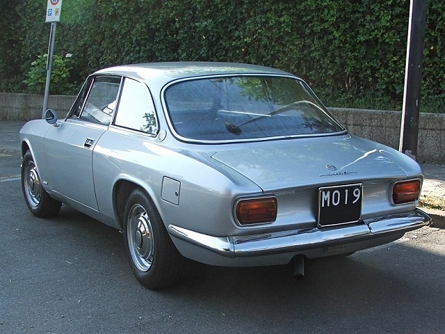 www.targhenere.net/gallery2/wp-content/uploads/2019/08/1750gtvmodena.jpg