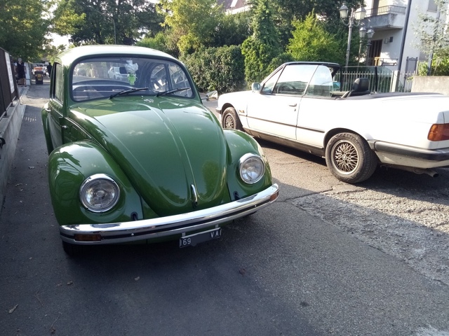 www.targhenere.net/gallery2/wp-content/uploads/2019/08/vw_maggiolone_va_69_fronte.jpg