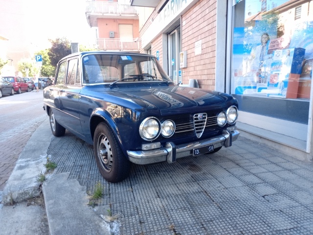 www.targhenere.net/gallery2/wp-content/uploads/2019/09/alfa_romeo_giulia_super_13_1972_5819640x480_1.jpg