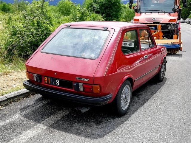 www.targhenere.net/gallery2/wp-content/uploads/2019/09/fiat_127_79_1_ap_tn10882.jpg