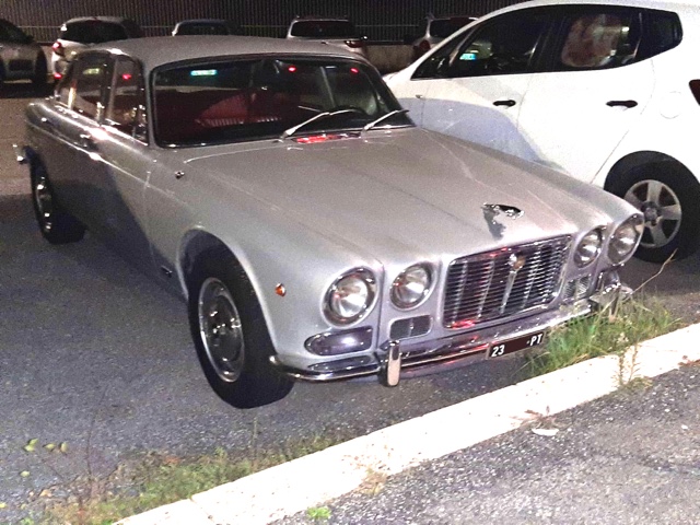 www.targhenere.net/gallery2/wp-content/uploads/2019/09/jaguar2.jpg