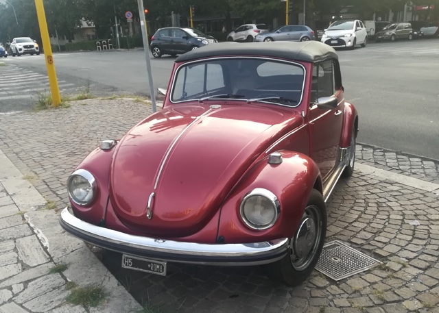 www.targhenere.net/gallery2/wp-content/uploads/2019/09/volkswagen1302cabriolet2.jpg