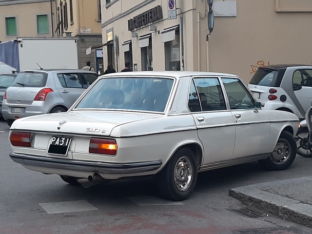 www.targhenere.net/gallery2/wp-content/uploads/2019/10/img_10220_2_berto_tn42379.jpg