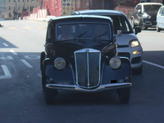 www.targhenere.net/gallery2/wp-content/uploads/2019/10/lancia_aprilia_set19_front_blowup_tn41224.jpg