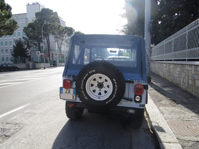www.targhenere.net/gallery2/wp-content/uploads/2019/11/cj7_p.jpg