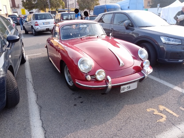 www.targhenere.net/gallery2/wp-content/uploads/2019/11/porsche_356_16_sc_1963_640x480_1.jpg