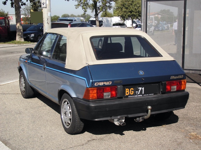 www.targhenere.net/gallery2/wp-content/uploads/2019/11/ritmo_85s_cabrio_palinuro_1498cc_60kw_290284-2.jpg