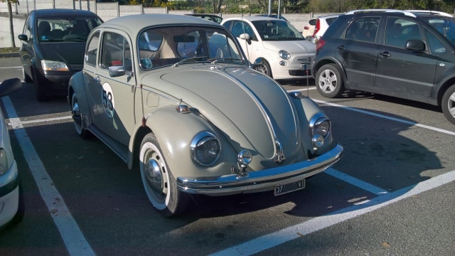 www.targhenere.net/gallery2/wp-content/uploads/2019/12/vw_maggiolino_12_1969_640x360_alfa33_tn42999.jpg