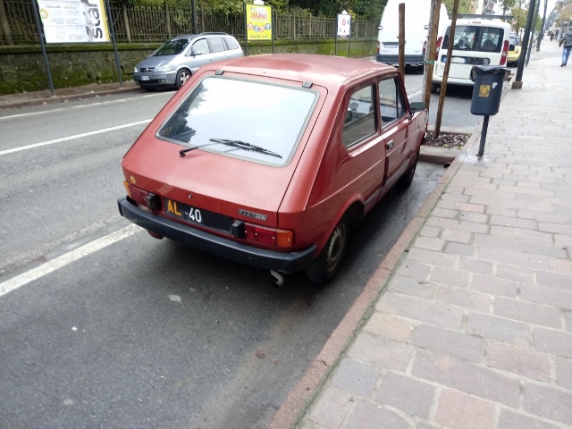 www.targhenere.net/gallery2/wp-content/uploads/2020/01/fiat_127_1980_alfa33_tn35183.jpg