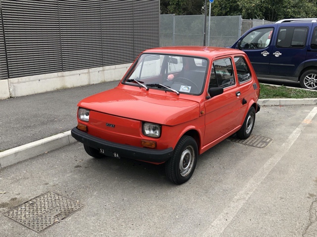 www.targhenere.net/gallery2/wp-content/uploads/2020/03/fiat_126_650_front.jpg