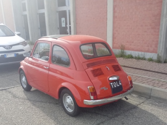 www.targhenere.net/gallery2/wp-content/uploads/2020/03/fiat_500_r_1974_alfa33_tn47738.jpg