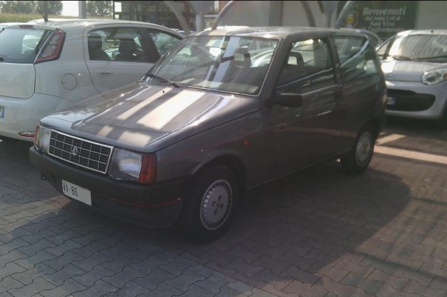 www.targhenere.net/gallery2/wp-content/uploads/2020/05/autobianchi_y10_touring_24-09-1985.jpg