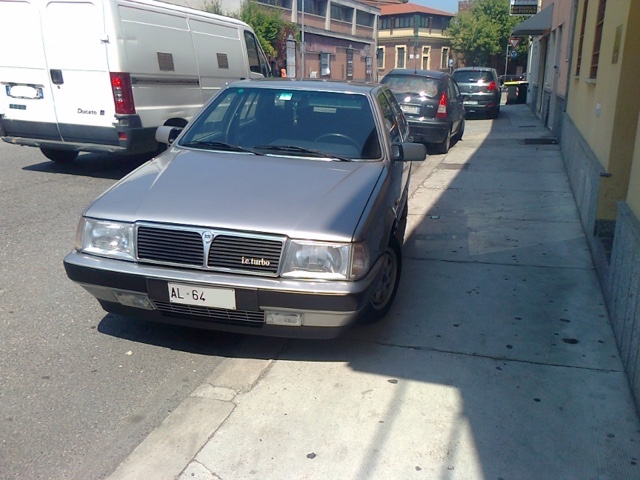 www.targhenere.net/gallery2/wp-content/uploads/2020/05/lancia_thema_turbo_1987_2.jpg