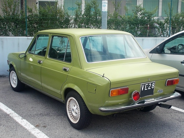 www.targhenere.net/gallery2/wp-content/uploads/2020/06/fiat1284p-1974_siralec_tn46547.jpg