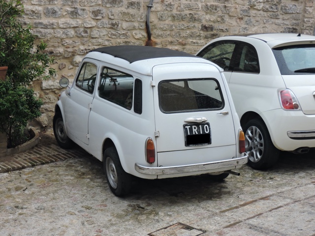 www.targhenere.net/gallery2/wp-content/uploads/2020/07/autobianchi_giardiniera_500_lug_20_blowup_tn12927.jpg