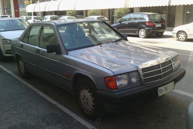 www.targhenere.net/gallery2/wp-content/uploads/2020/07/mercedes_benz_190_e_1985_2.jpg