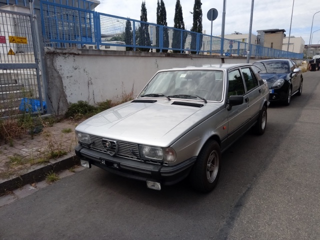 www.targhenere.net/gallery2/wp-content/uploads/2020/09/alfa_romeo_giulietta_18_1982_1.jpg